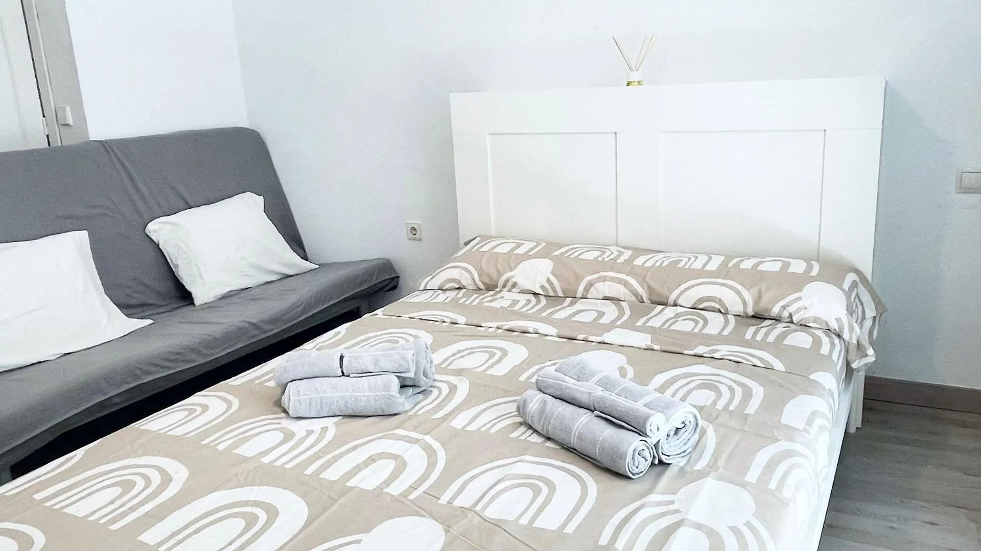 Estudio En El Centro De Torremolinos By Bebalmy スペイン