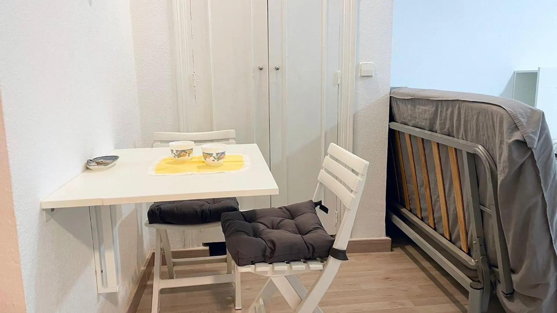 アパート Estudio En El Centro De Torremolinos By Bebalmy